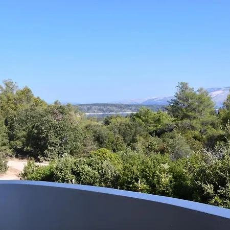 Πανσιόν Luma *